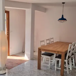 apartamento-renovado-en-barrio-de-los-pescadores.topcostabravahotels.com/