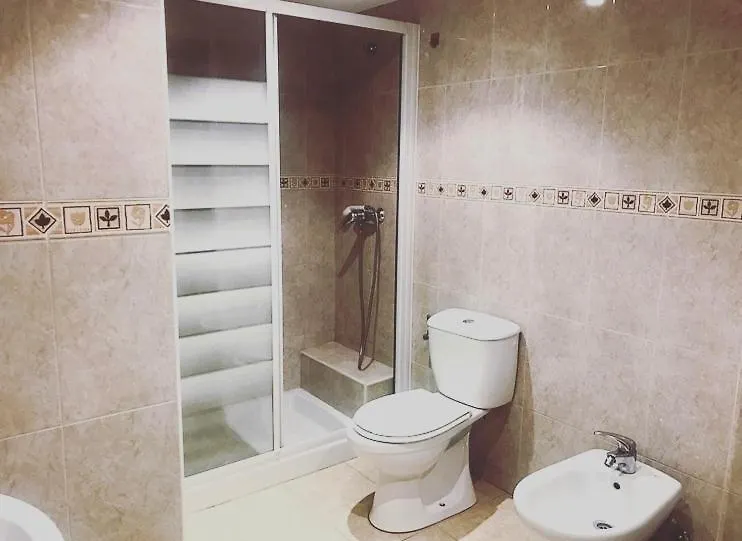 Hostel El Jardin Gamarra Mayor 农家乐